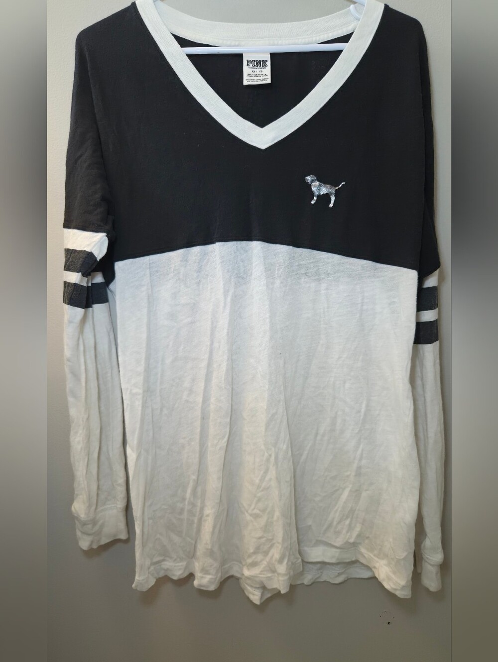 Y2K PINK Victoria's Secret Black and White Long Sleeve V-Neck Shirt XS